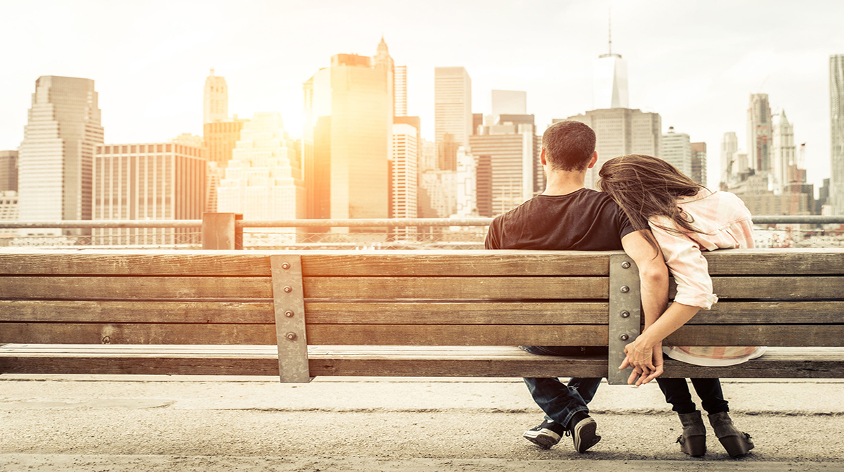 Qualities of a Healthy Relationship & Signs of Unhealthy Relationships Recognizing Red Flags and Green Flags in a Relationship